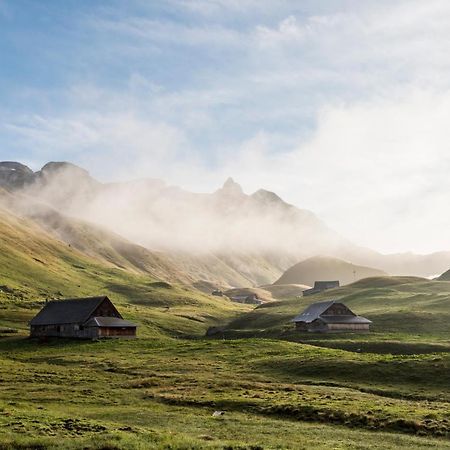 Berggasthaus Tannalp Melchsee Frutt Exterior photo